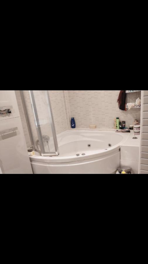 Chez Nanou Partage Avec Les Habitants Privatunterkunft